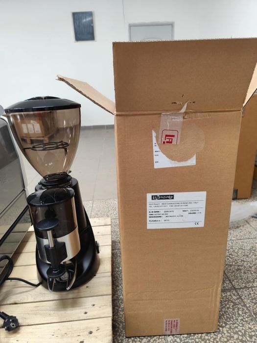 Продається кавомолка LaSpaziale