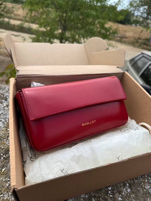 BAGLLET BG105 RED новая!