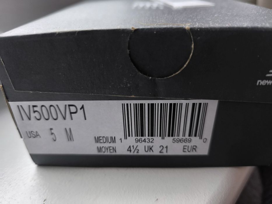 Buty dla dziecka  New Balance rozmiar 21