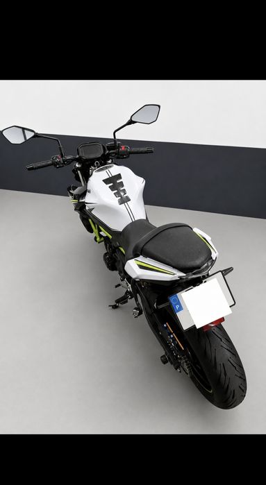 Kawasaki Z650 * Trato do Financiamento *