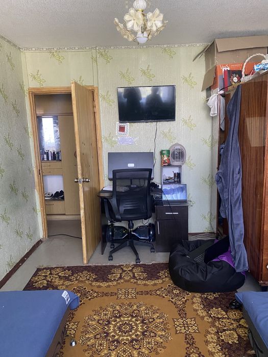 Продам 3-х кім.кв на 3-м районі напроти Сільпо