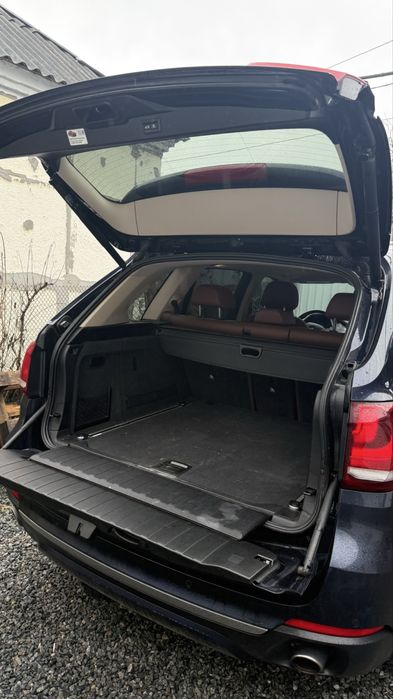 Продам срочно х5 2015 г 100 т пробег обмен