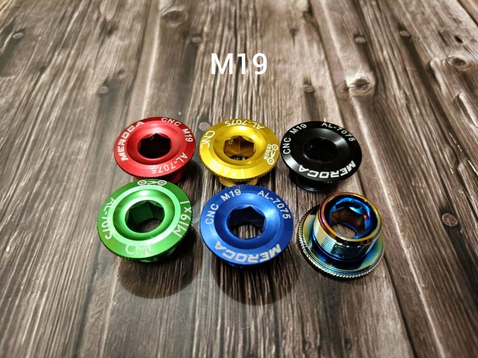 Болт шатуна М 20,М19,М18,М15