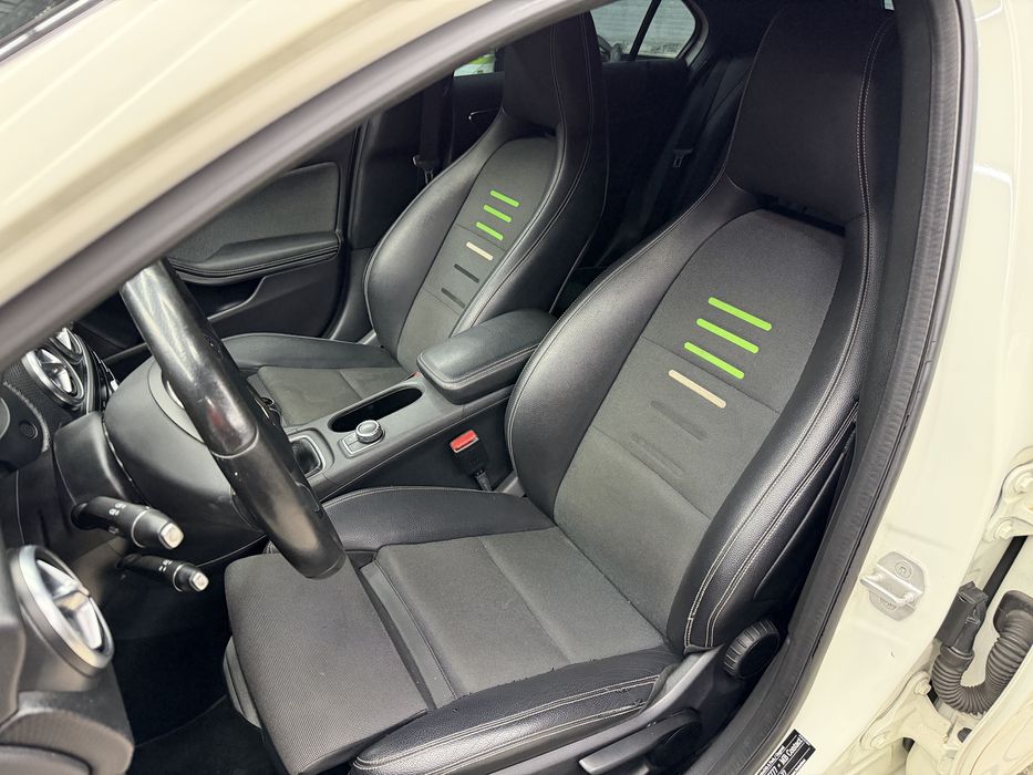 Mercedes-Benz A180 Facelift Urban Pack Night