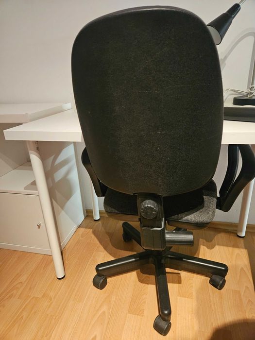 Krzesło obrotowe do biurka