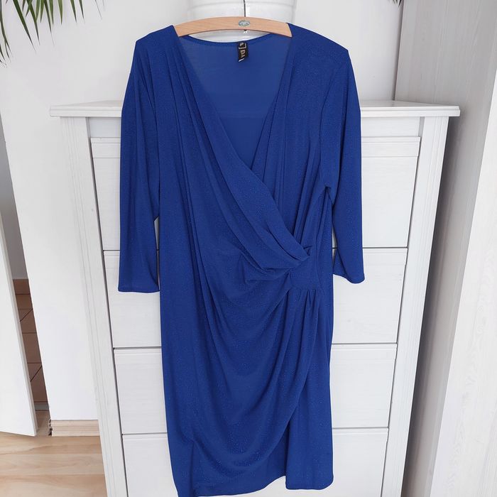 Sukienka błyszcząca r.50 nowa