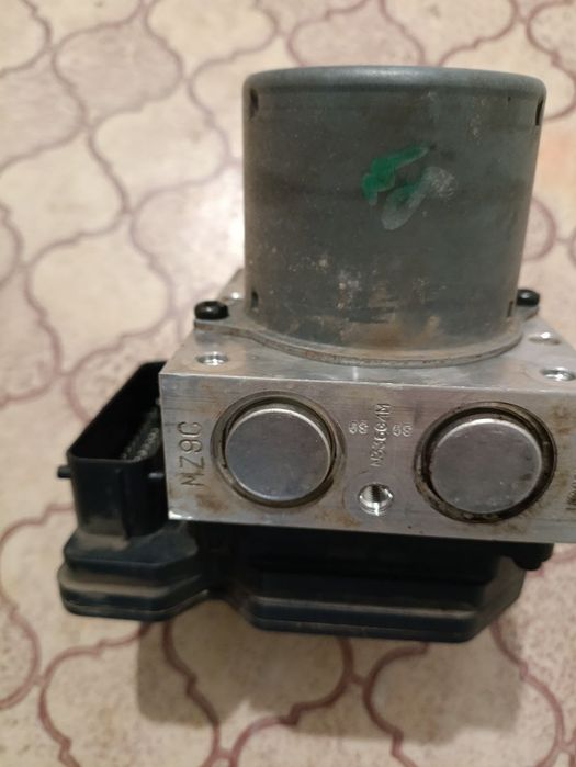 Верхний блок ABS Hyundai Sonata Hybrid 2013