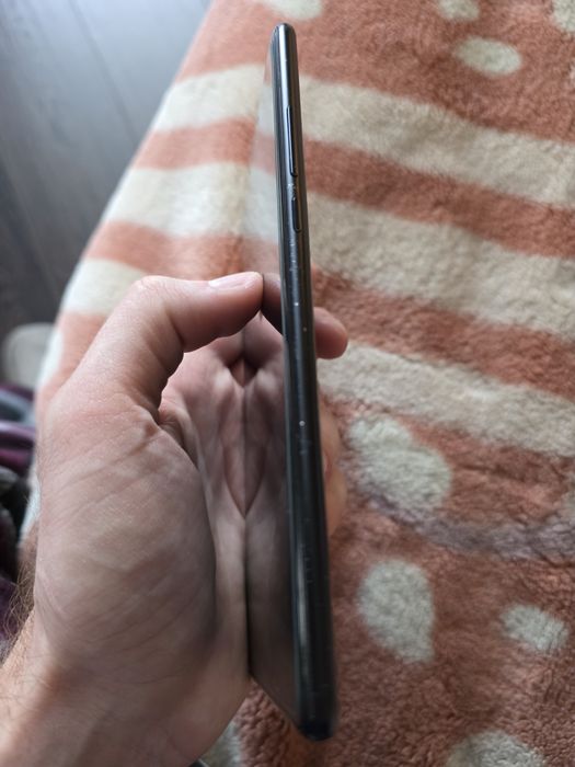 Mi max 2 4/64 в доброму стані