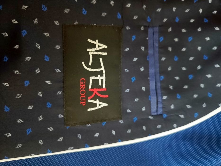 Garnitur męski niebieski M