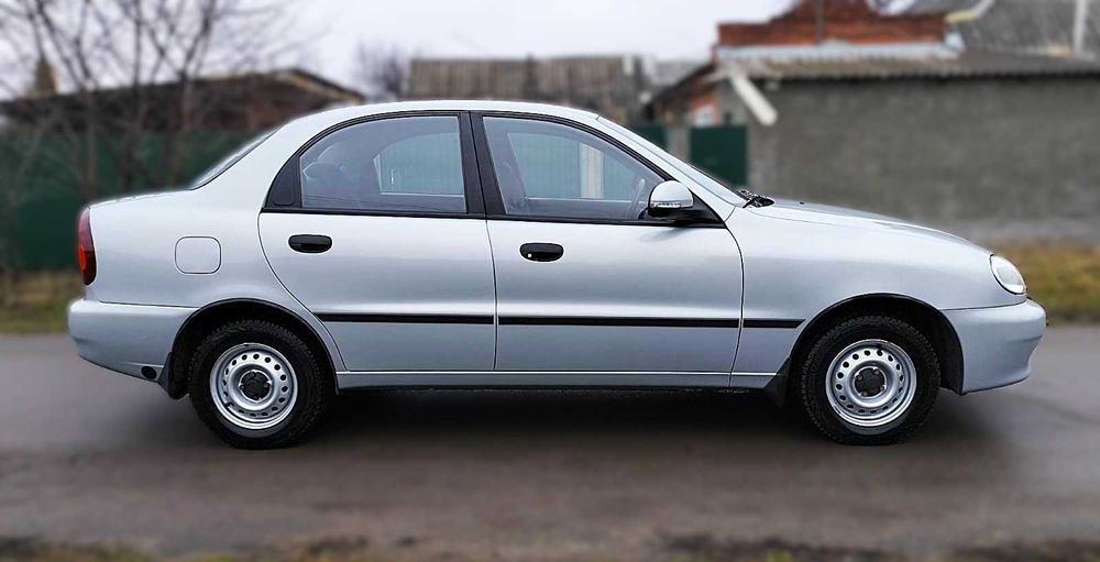 Заз Сенс 2017р. не фарбований. Ідеальний стан.