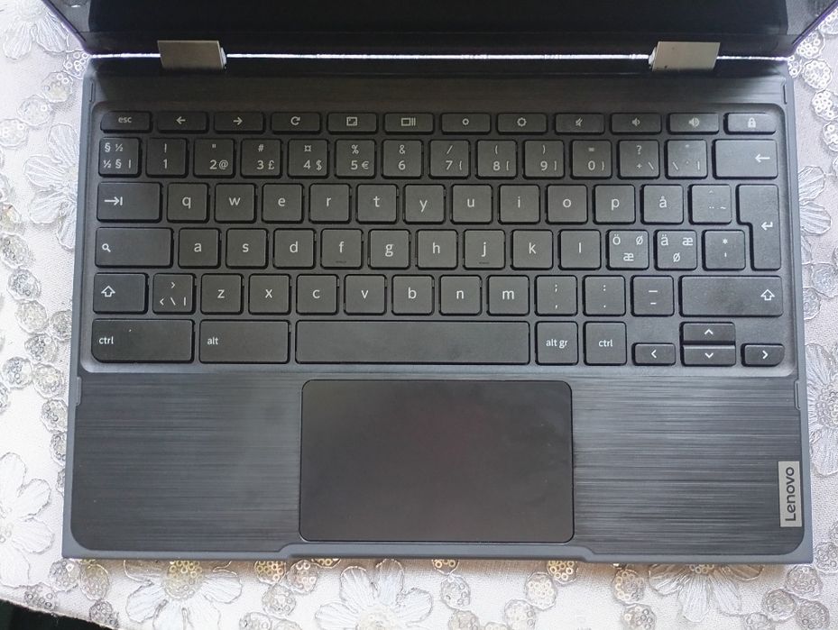 Lenovo 300e Chromebook 2nd Gen 2w1 Dotykowy Sprawny USB-C 82CE