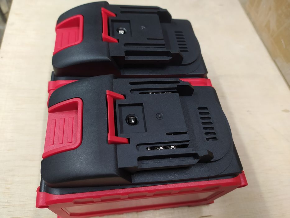 Акумулятор під посадку makita 12А/год. 18-21В