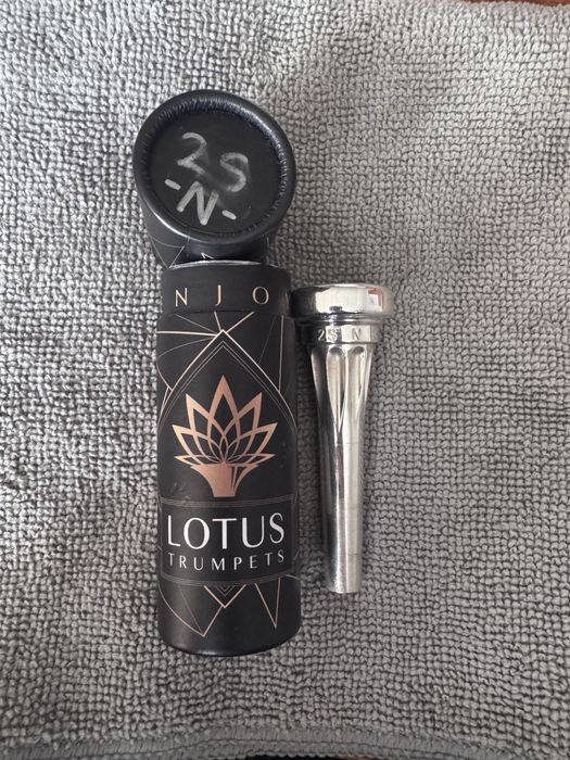 Lotus 2S N мундштук для труби