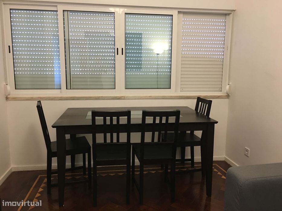 T3+1 com renovação recente e completamente equipado e mobilado