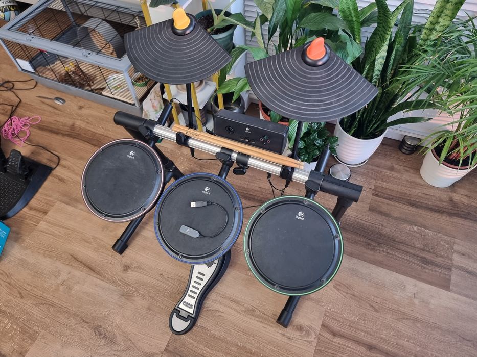 Perkusja Band / Guitar Hero Logitech PS3 PS4 PC bezprzewodowa z odbiornikiem