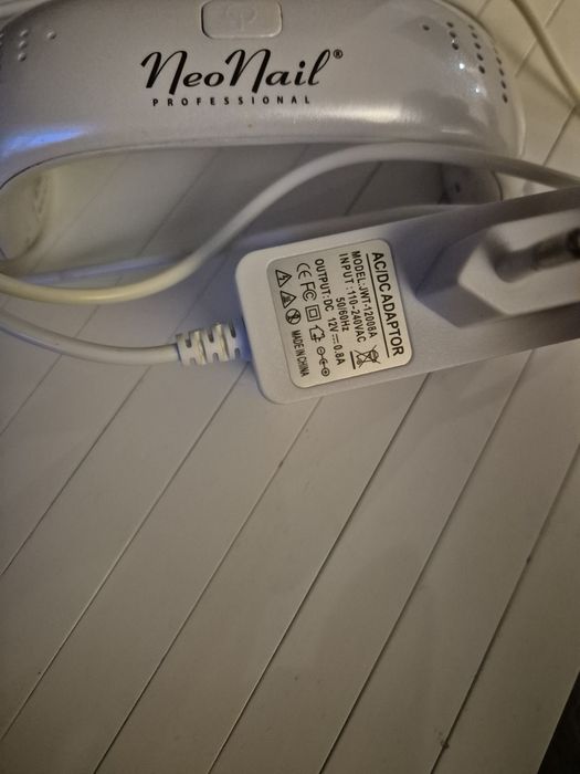 Lampa UV Neo Naill