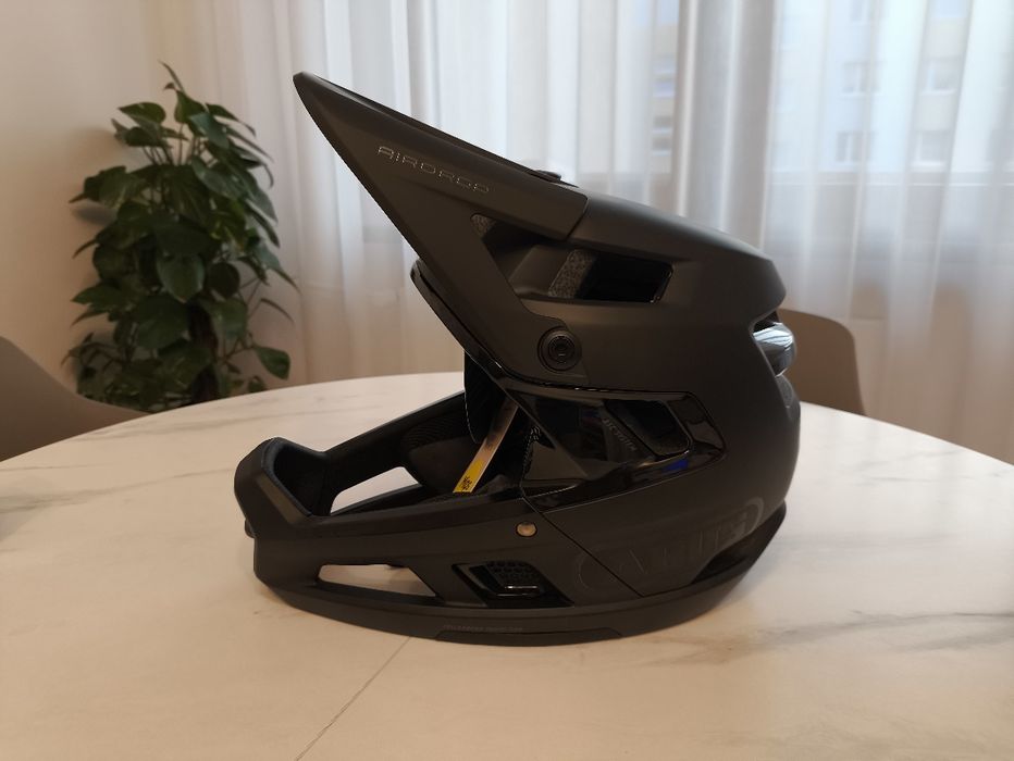 Kask Abus AirDrop Mips + czuinik Quin