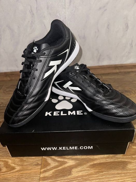 Футзалки KELME 43 розмір