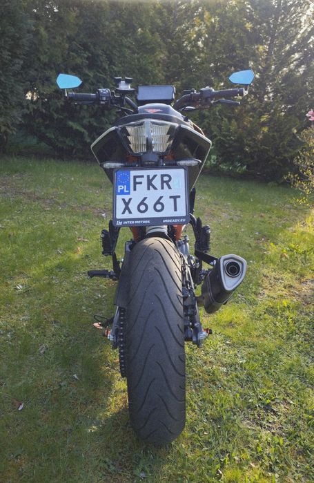 KTM DUKE 125 / 3000 tys kilometrów przebiegu jak nowy .