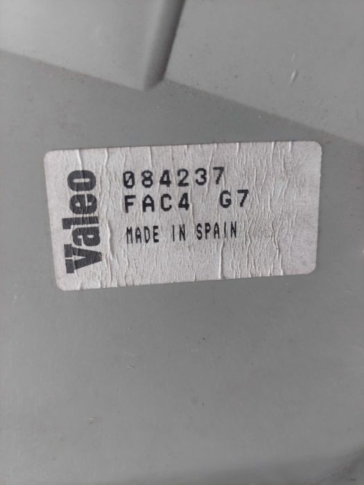 farol esq Renault clio 1