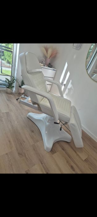 Fotel kosmetyczny hydrauliczny