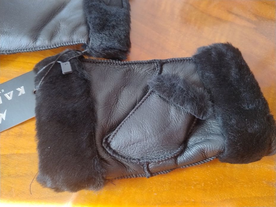 Nowe ocieplane rękawiczki bez palców