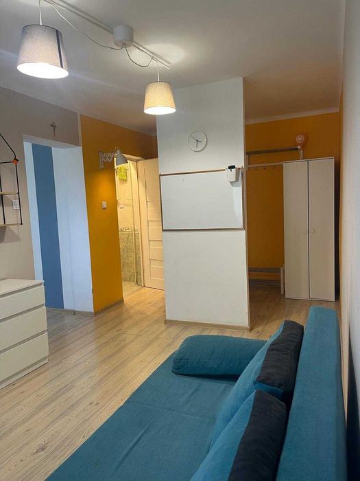 Kawalerka- 1600 zł całość!