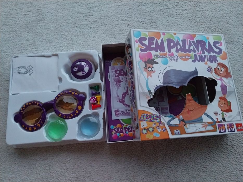 Sem palavras júnior