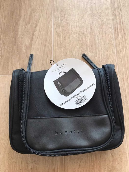 Kosmetyczka nowa czarna Bugatti