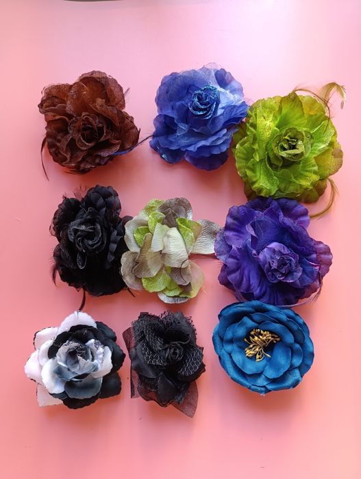 Квіти бутони півонія Ранункулюс пуансетія троянди тюльпан