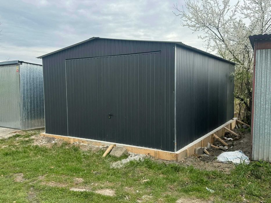 Garaż blaszany - blaszak