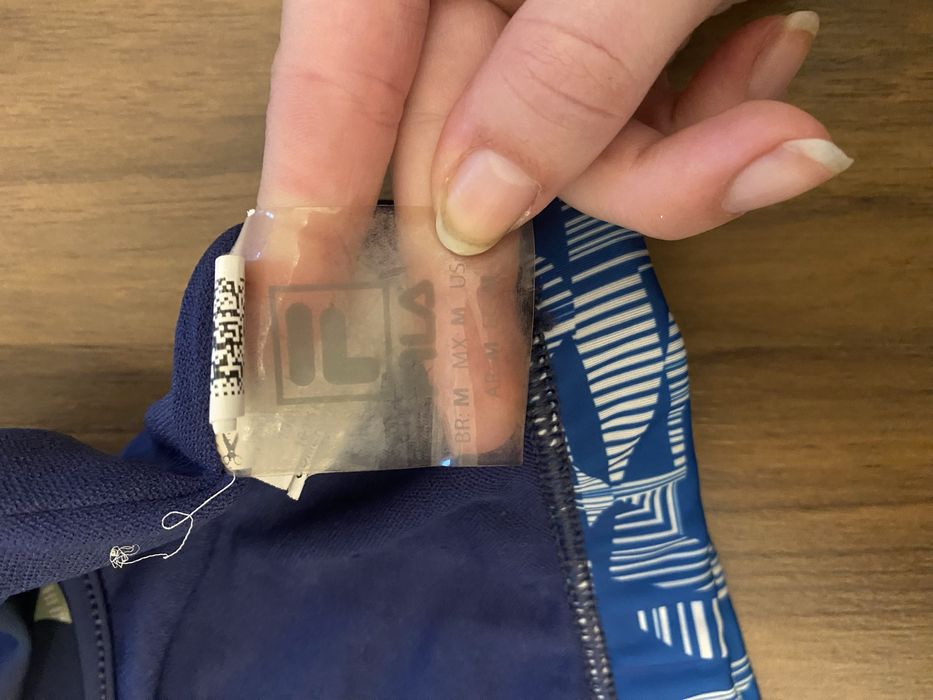 Top de ginástica FILA