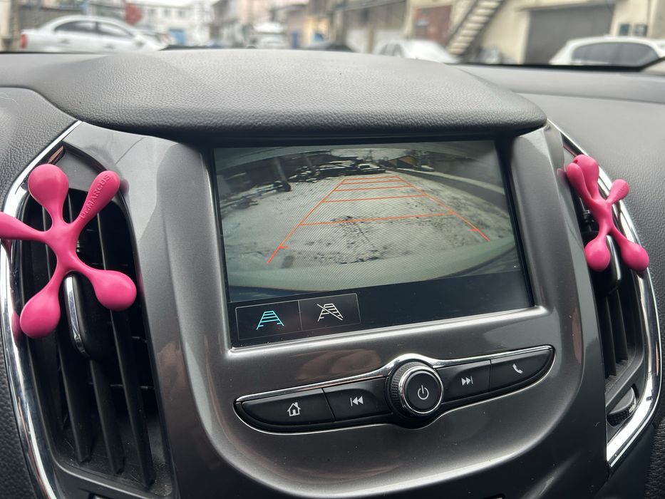 Продам Chevrolet Cruze