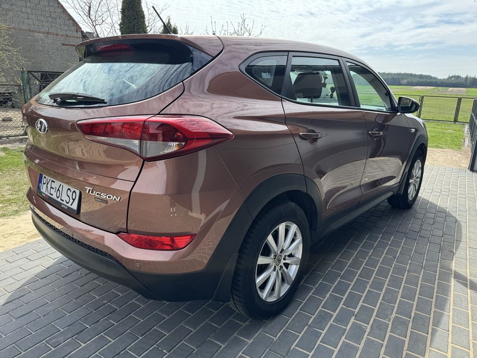 Hyunadi Tucson 2016r