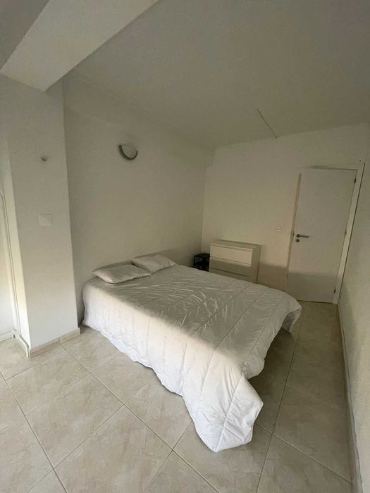 Quarto individual SEM CAUÇÃO Portela Sacavém