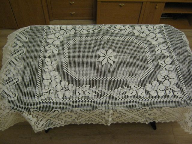 OBRUSY koronkowe ,ręczne wykonanie,nowe