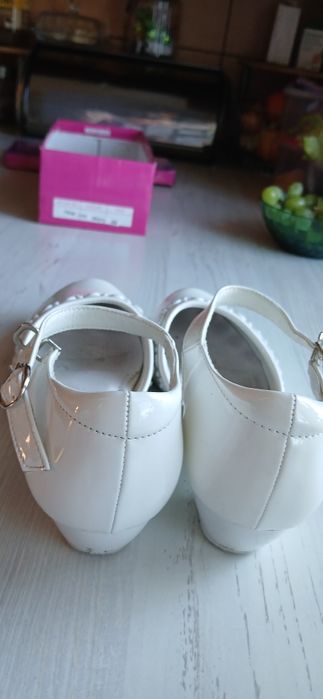 Buty komunijne roz.38