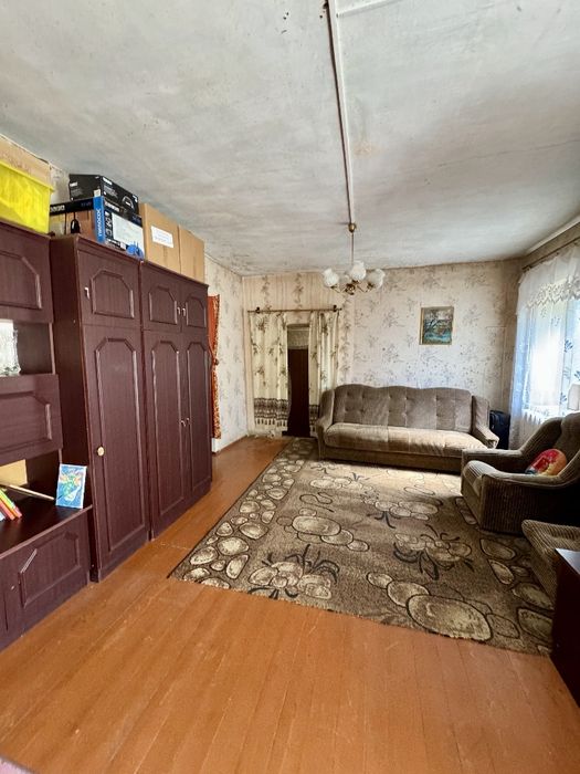 Продам просторный дом в Старых Кодаках.Парковая.