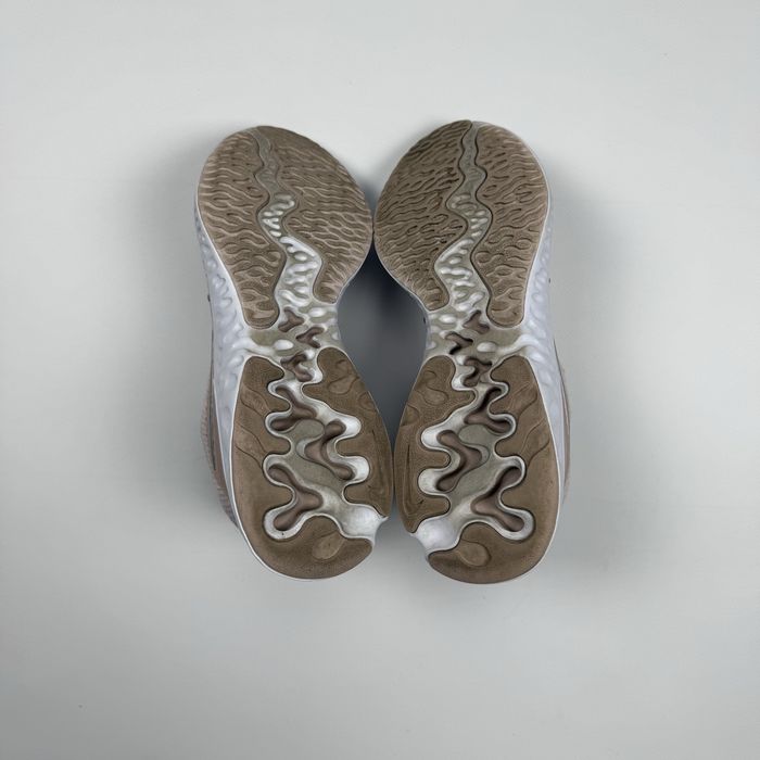 Кросівки Nike Renew Run 2 CU3505-602  39 р 25см