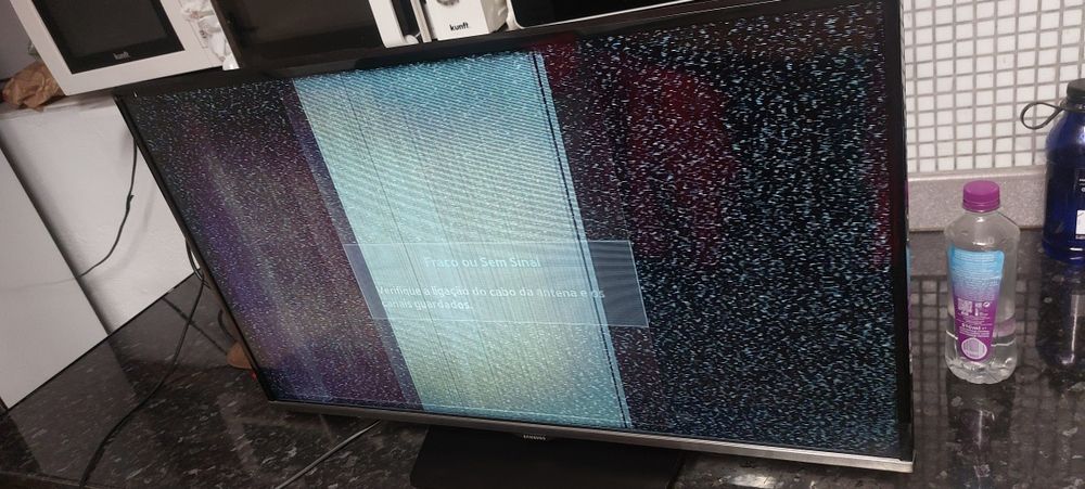 Smartv Samsung 32 Polegadas Com Avaria na Imagem faço entrega domicíli
