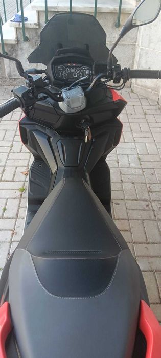 Vendo Scooter 125 cc Aprilia SR GT 125. Oportunidade