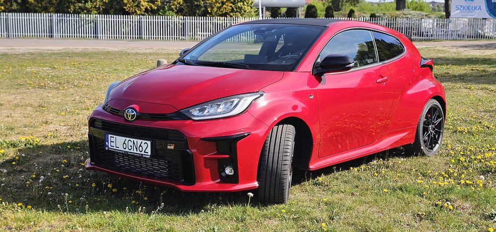 Gr Yaris sport I właściciel salon PL szpera przód i tył