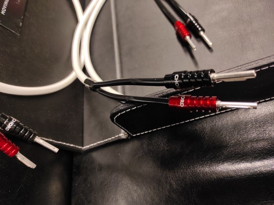 * Chord Odyssey X Ohmic banan splitery kable przewody głośnikowe