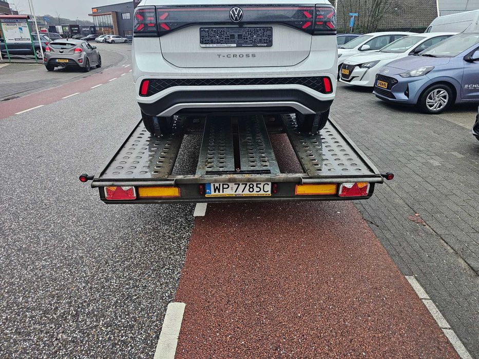 Przyczepa laweta 8,5m na dwa auta