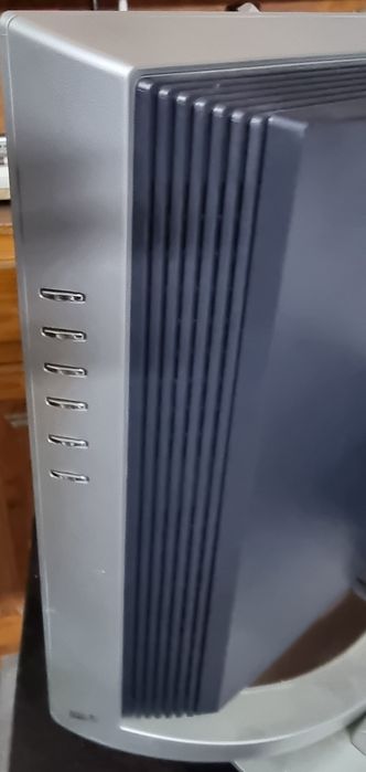 Sony Monitor Lcd SDM-HX 73