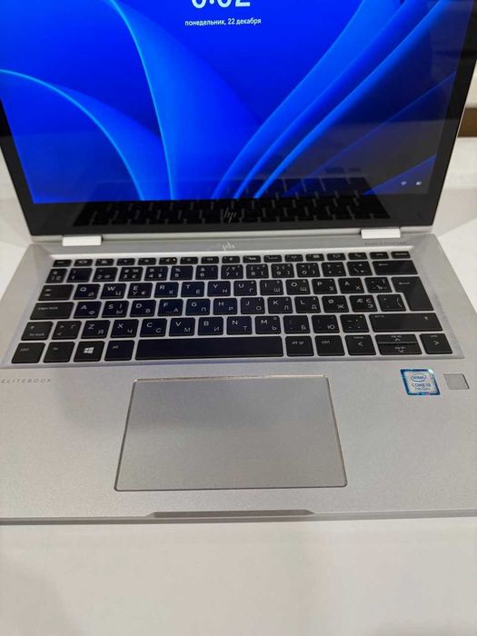Сенсорный ноутбук HP Elitebook X360 1030 G2 256 GB