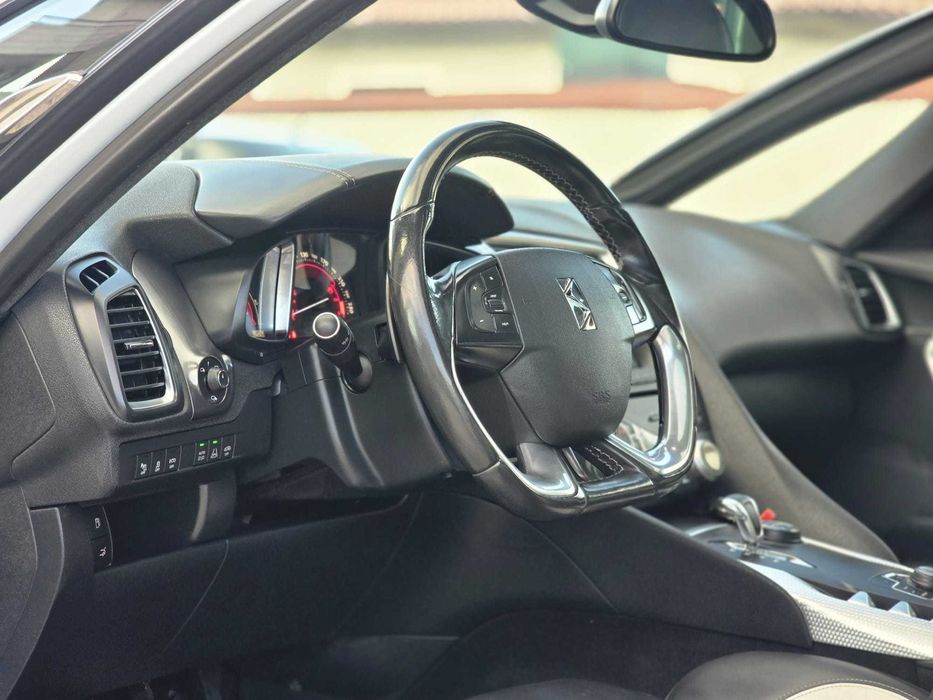 CITROEN DS5 HÍBRIDO SPORTCHIC 2.0HDI 200cv (FULL EXTRAS)