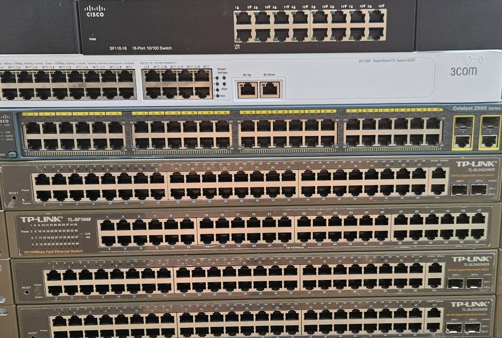 przełącznik sieciowy switch