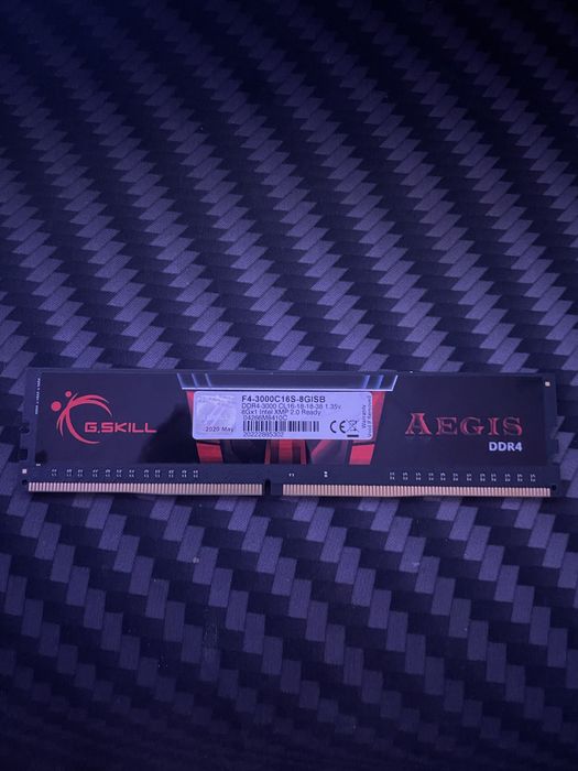 Ram 8gb ddr4 3000C16S pamięć