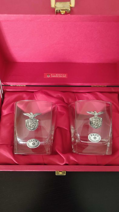 Benfica: Copos de coleção com símbolo em prata